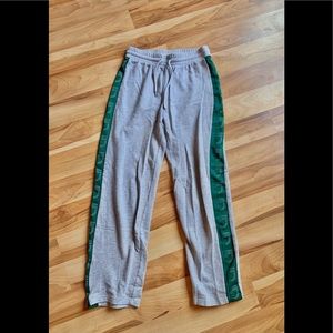 Highwaisted light grey sweatpants